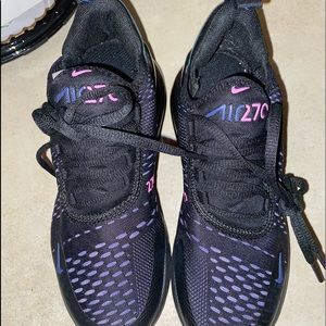 Nike 270